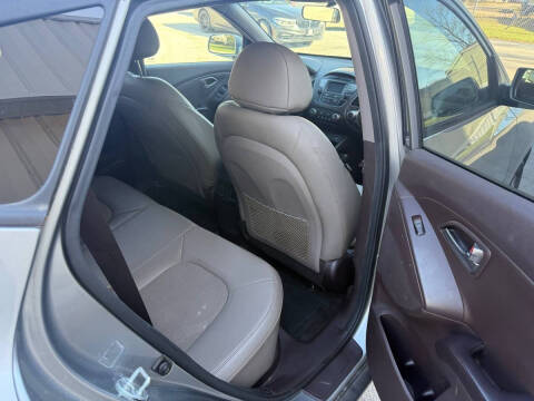 2014 Hyundai Tucson SE