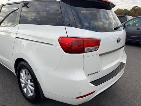2016 Kia Sedona LX