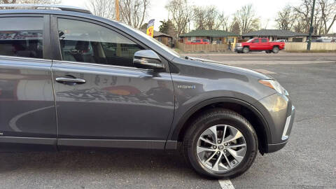 2016 Toyota RAV4 Hybrid XLE