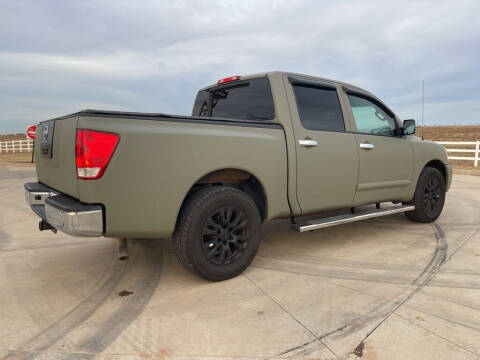 2012 Nissan Titan SV