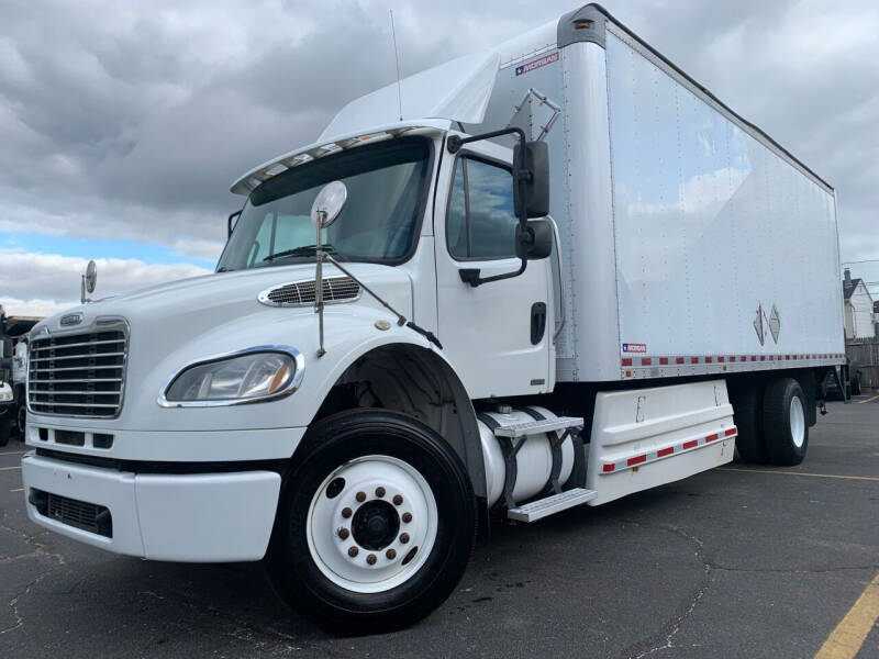 2012 Freightliner M2 106