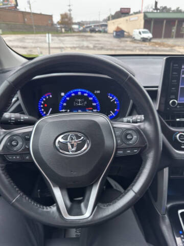 2022 Toyota Corolla Cross XLE