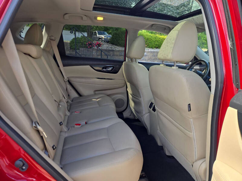 2017 Nissan Rogue SV