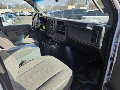 2018 Chevrolet Express 2500