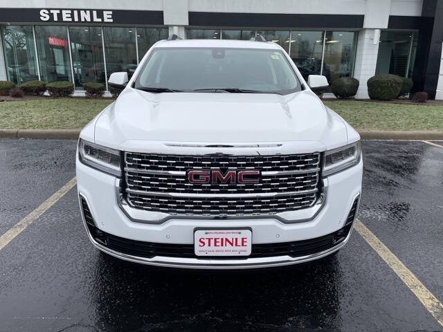 2023 GMC Acadia Denali