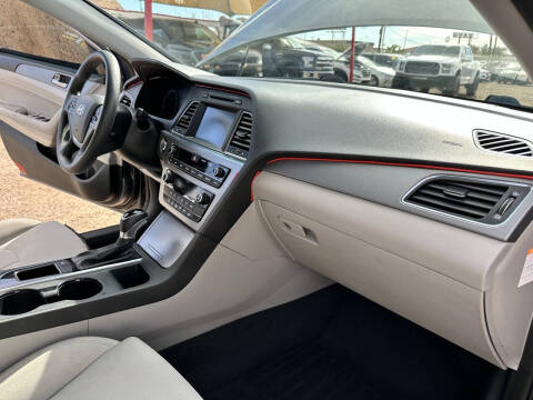 2017 Hyundai Sonata Hybrid SE