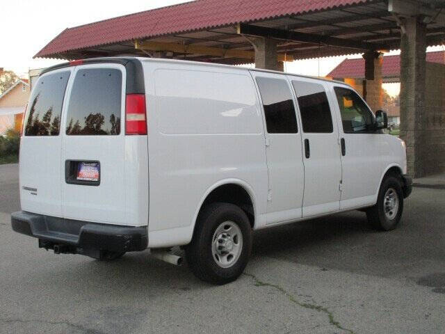 2016 Chevrolet Express 2500