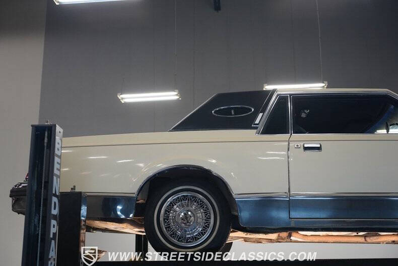 1982 Lincoln Mark VI