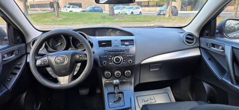 2013 Mazda MAZDA3 i Touring