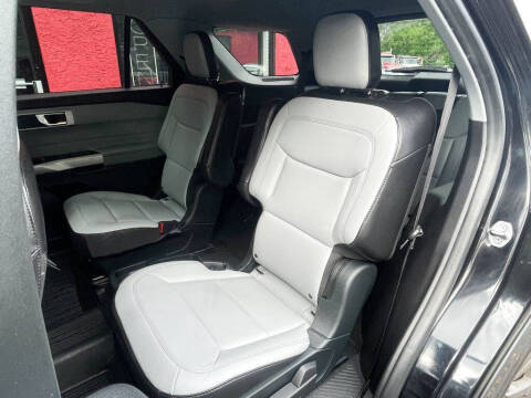 2021 Ford Explorer XLT
