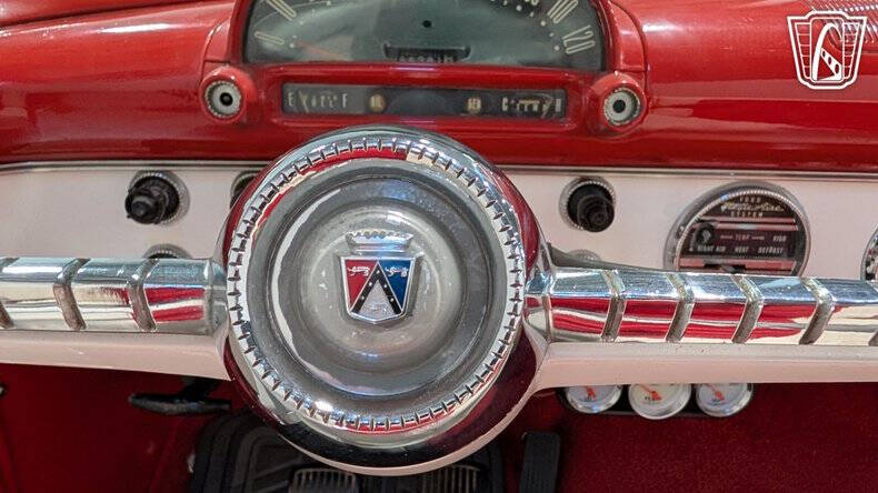 1955 Ford Fairlane