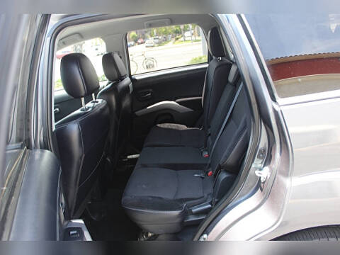 2011 Mitsubishi Outlander GT