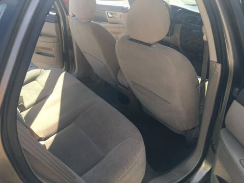 2002 Ford Taurus LX