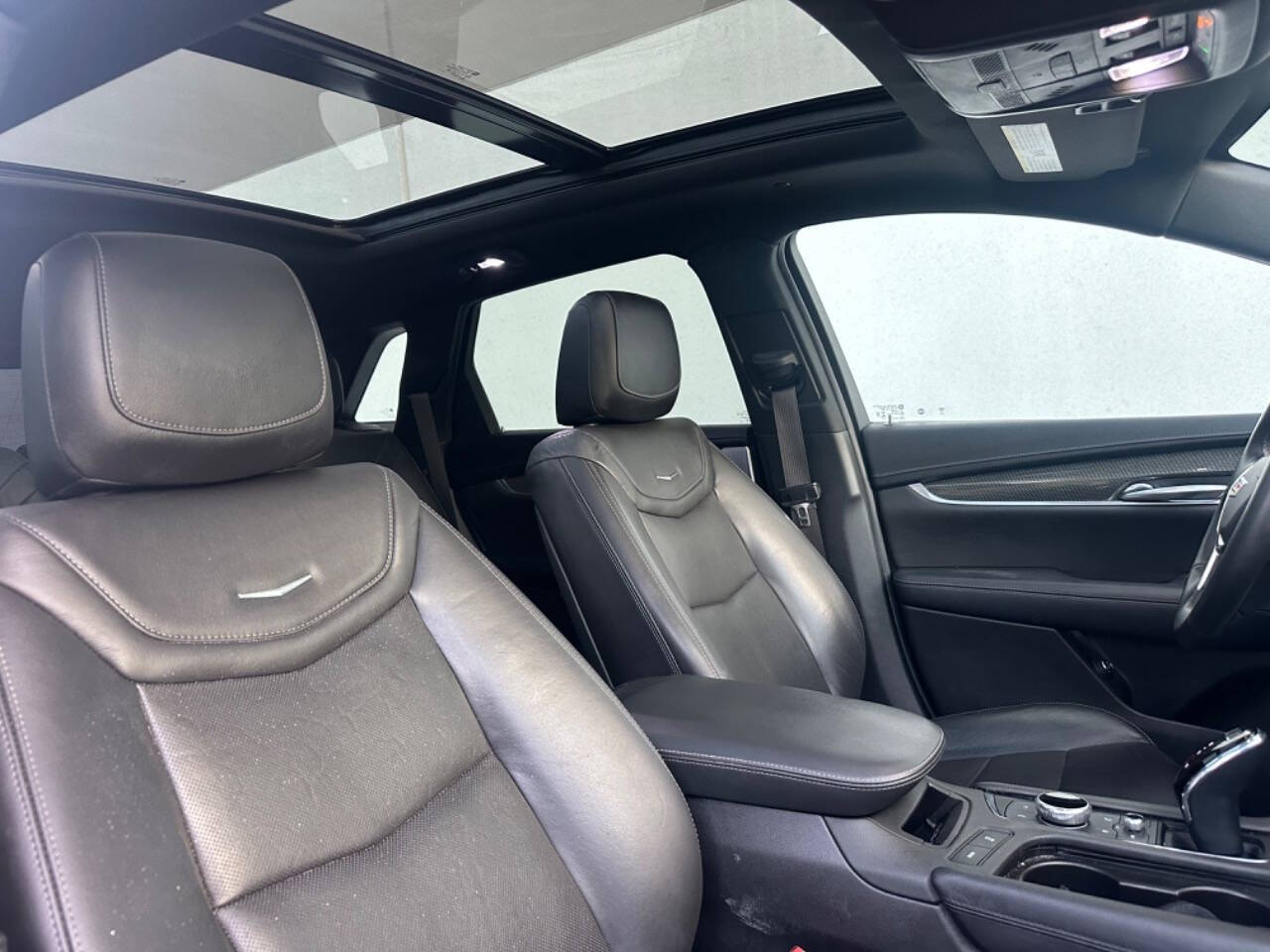 2020 Cadillac XT5 for sale at Phoenix Motor Co in Romulus, MI