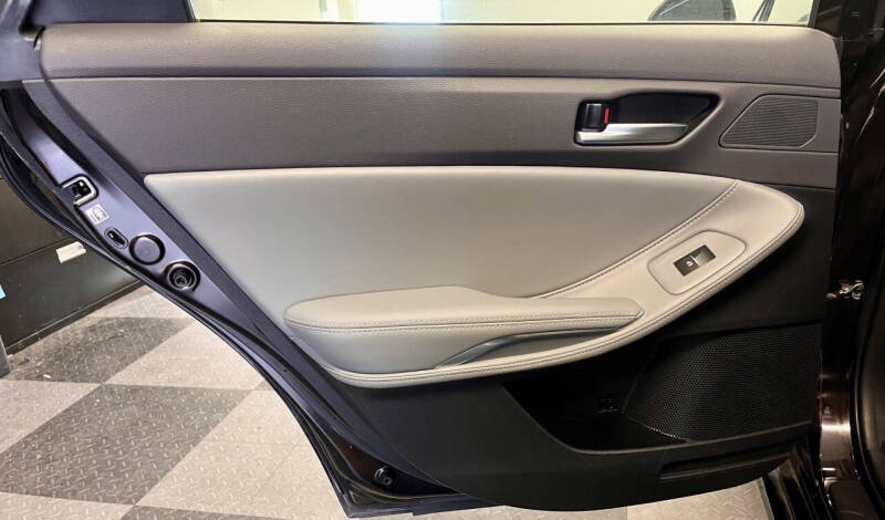 2019 Toyota Avalon XLE