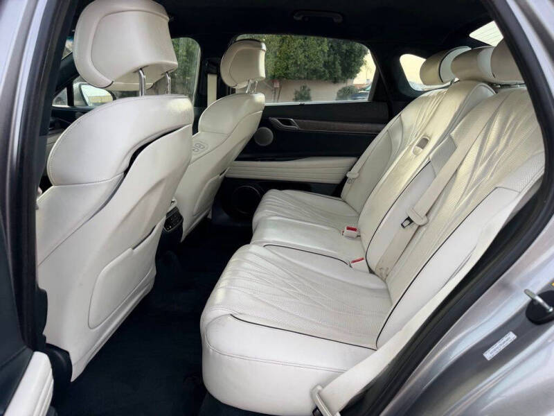 2023 Genesis Electrified G80