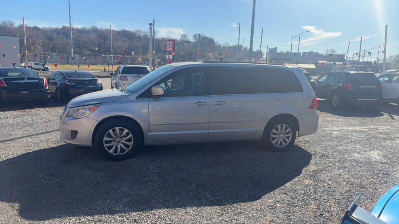 2012 Volkswagen Routan