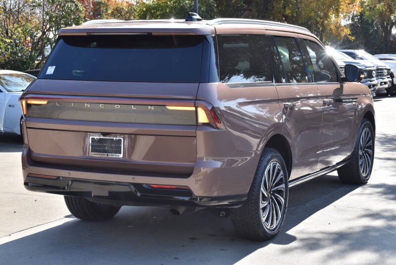 2025 Lincoln Navigator Black Label