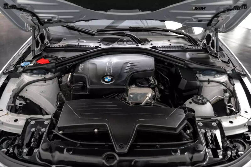 2017 BMW 3 Series 320i