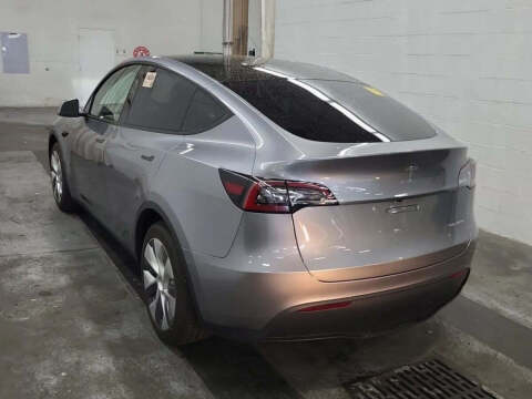 2024 Tesla Model Y Long Range