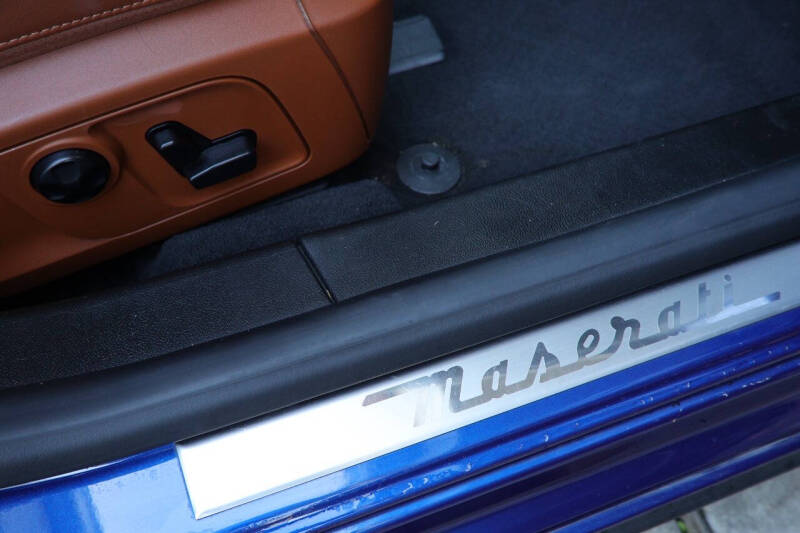 2017 Maserati Ghibli