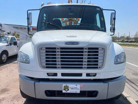 2015 Freightliner M2 106