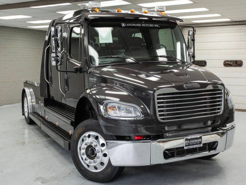 2018 Freightliner M2 106
