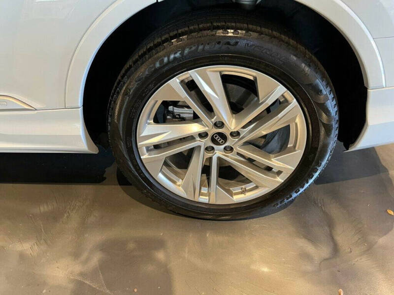 2023 Audi Q7 quattro Prestige 55 TFSI