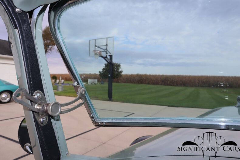 1933 Plymouth Model PC