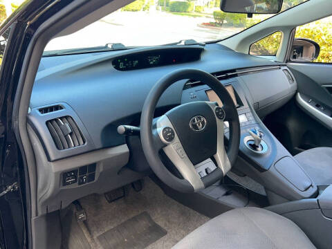 2010 Toyota Prius II