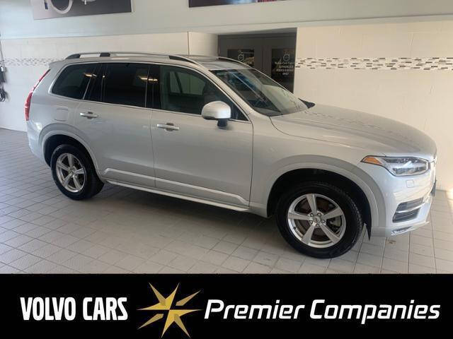 2017 Volvo XC90 T5 Momentum