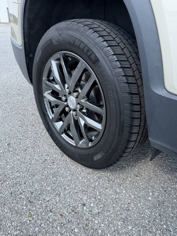 2017 GMC Acadia SLT-1