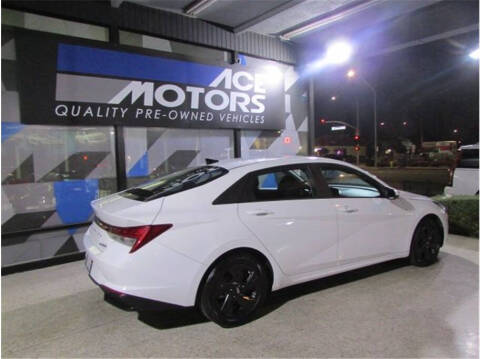 2021 Hyundai Elantra Hybrid Blue