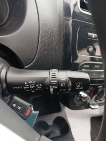 2017 Mitsubishi Mirage ES