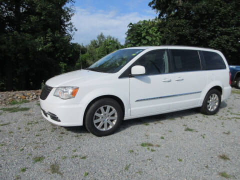 2015 Chrysler Town and Country for sale at ABC AUTO LLC in Willimantic CT