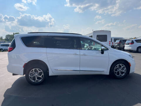 2023 Chrysler Pacifica Limited