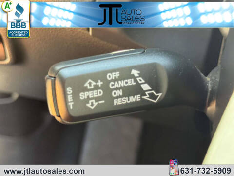 2011 Audi Q5 2.0T quattro Premium Plus