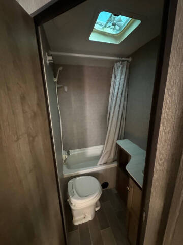 2020 Coleman LANTERN 244BHWE