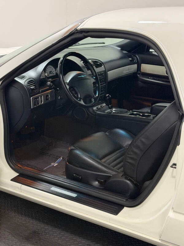 2003 Ford Thunderbird