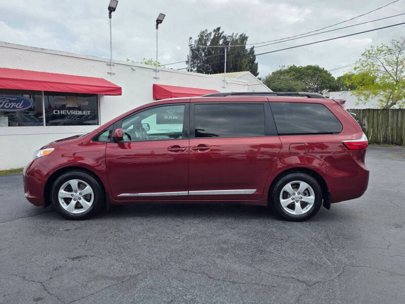 2017 Toyota Sienna