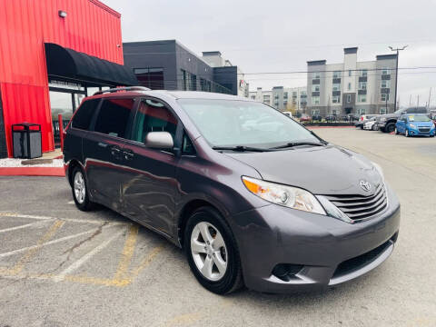 2015 Toyota Sienna