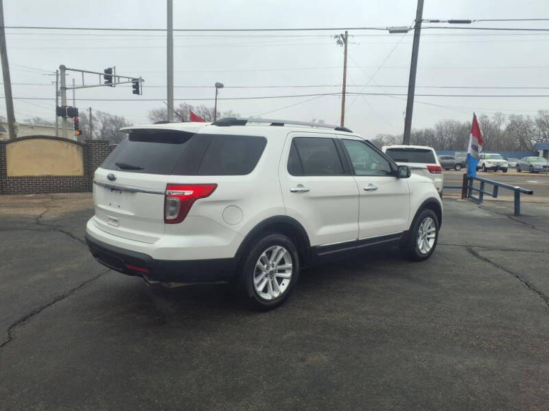 2011 Ford Explorer XLT