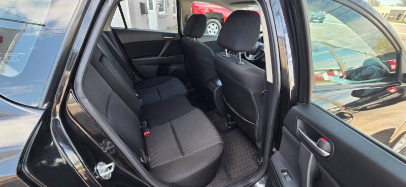 2013 Mazda MAZDA3 i Touring
