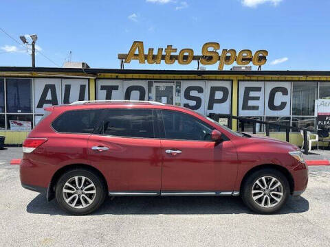 2015 Nissan Pathfinder for sale at AUTOSPEC Inc in Houston TX