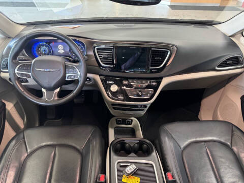 2019 Chrysler Pacifica Touring L Plus