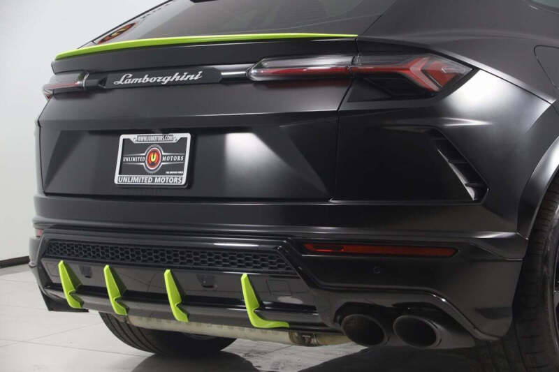 2022 Lamborghini Urus