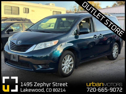 2012 Toyota Sienna LE 7-Passenger