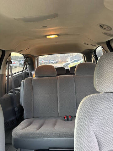 2006 Dodge Grand Caravan SE