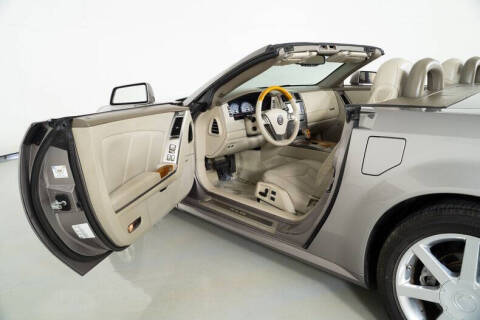 2005 Cadillac XLR