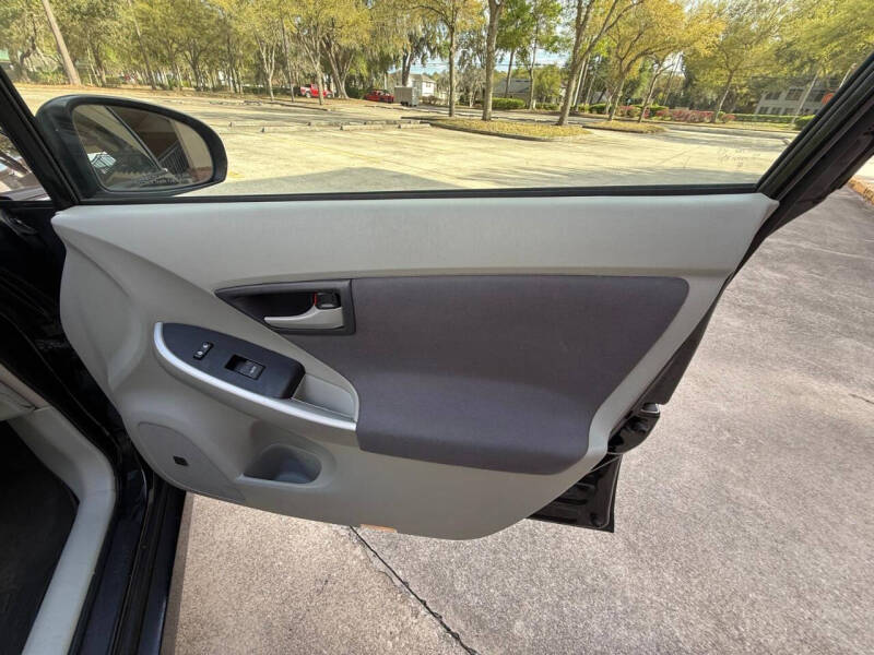 2011 Toyota Prius Three
